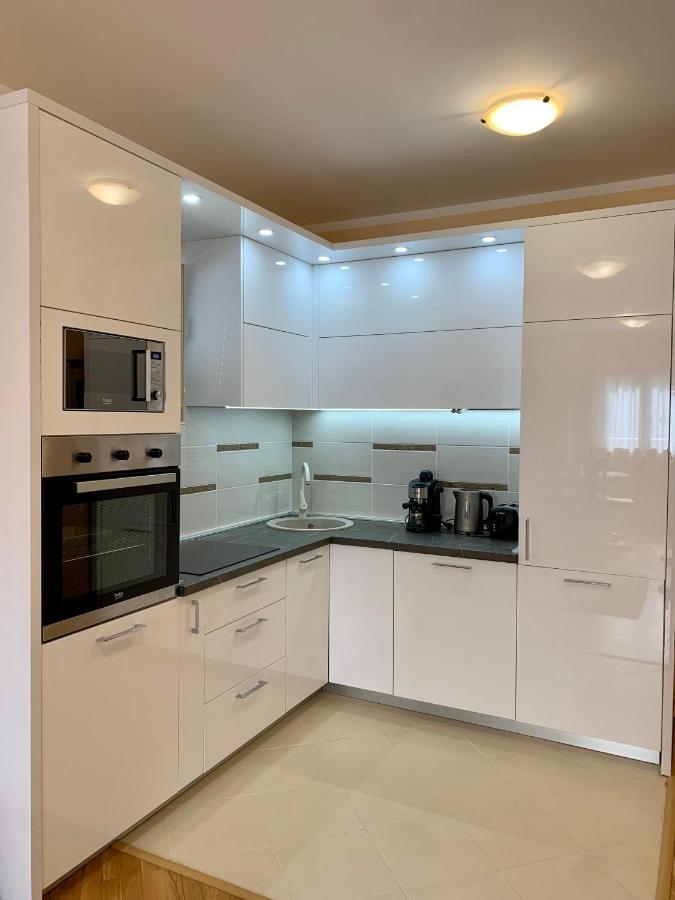 Lastochka.Mne Apartments Baošići エクステリア 写真