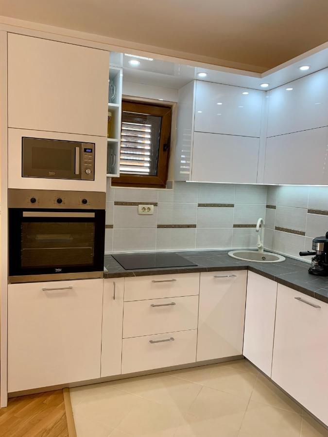 Lastochka.Mne Apartments Baošići エクステリア 写真