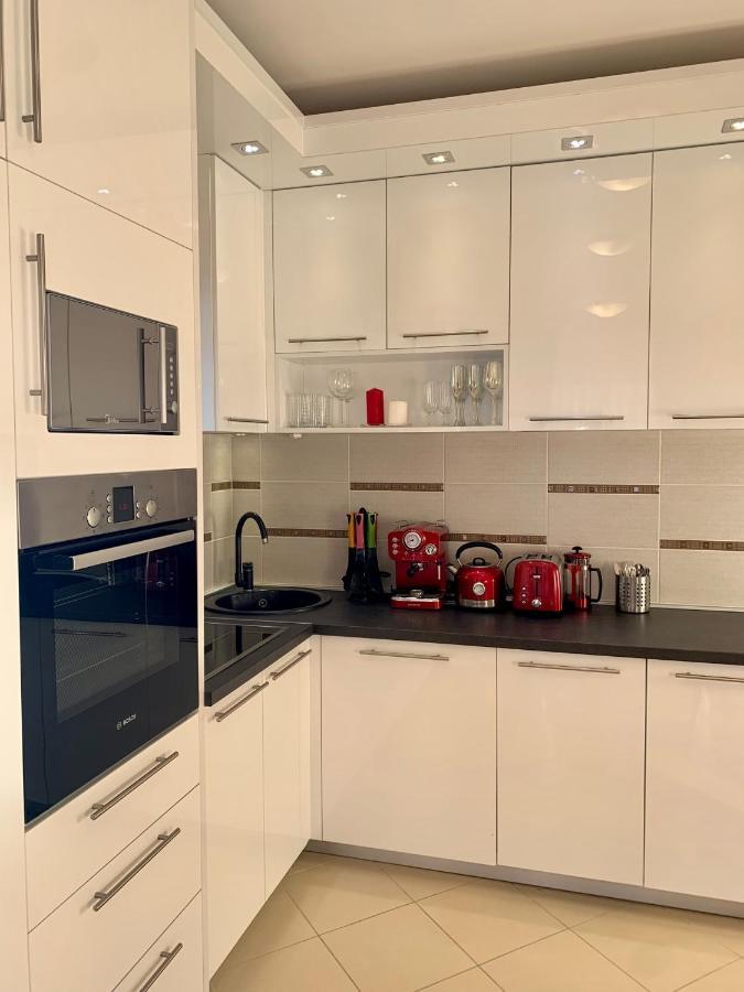 Lastochka.Mne Apartments Baošići エクステリア 写真